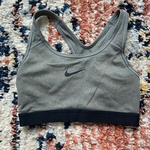 Nike Dri-Fit Grey Sports Bar